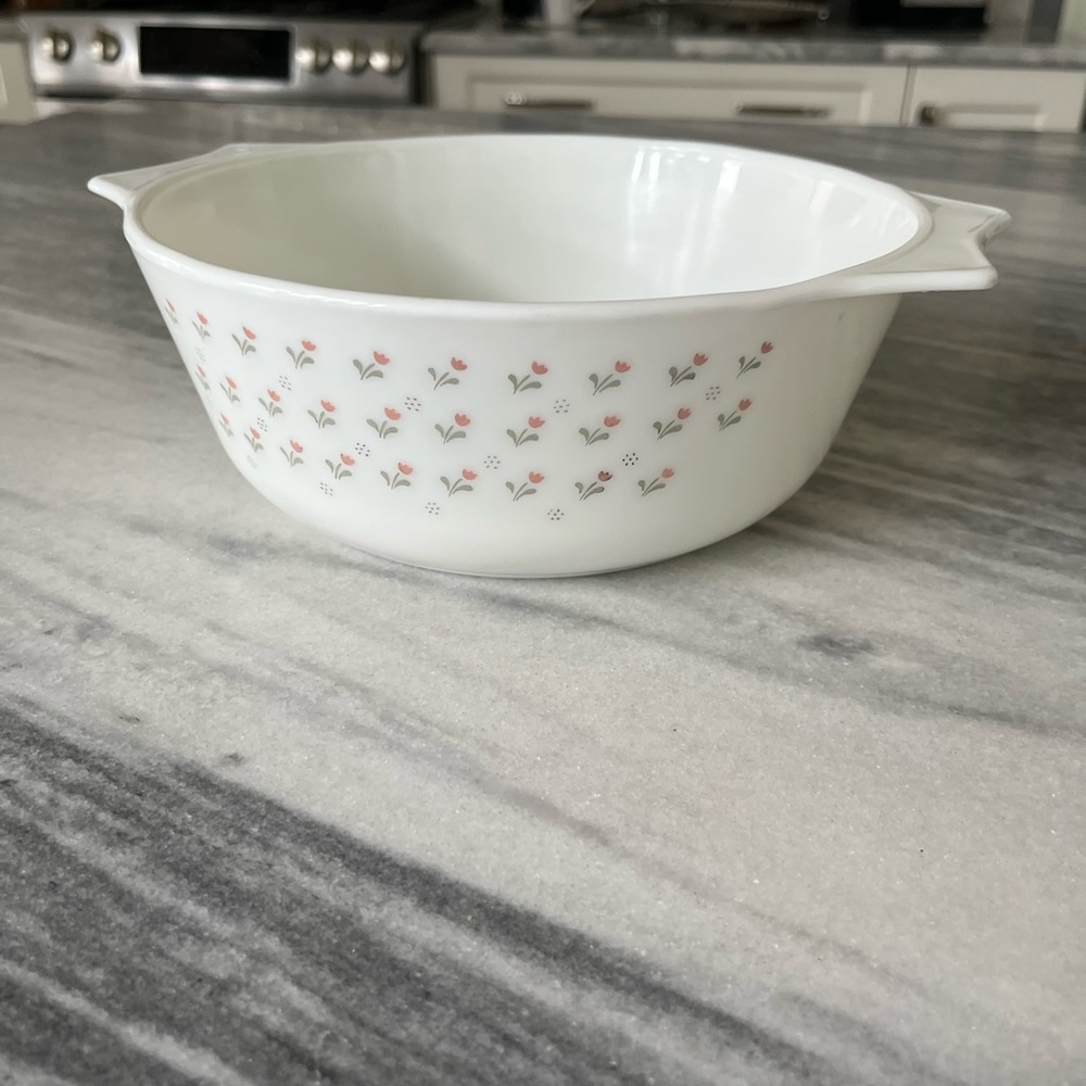 Vintage 1980s Pyrex tulip 🌷 s 340 size casserole Laura Ashley made in England